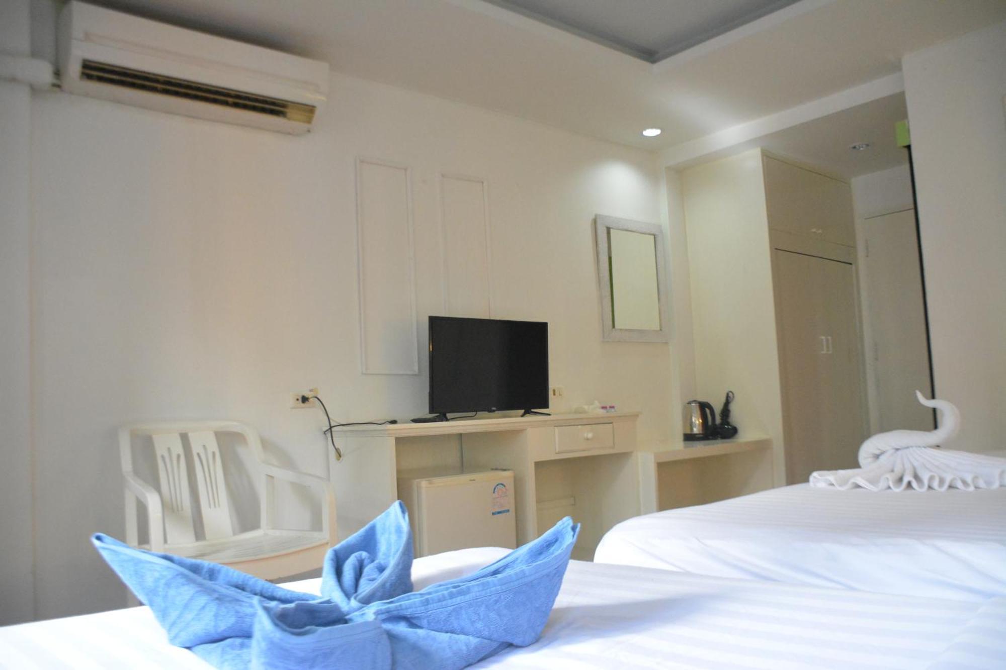 Chilli Salza Patong Hotel Kültér fotó